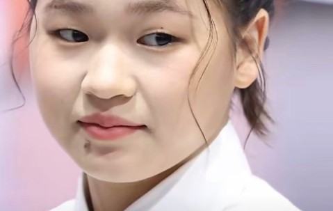 开云智能平台-又胖了，亮相上海，全红婵发声，官宣决定，家人支持，陈若琳祝福|全运会|跳水队|运动员|广告|田亮_新浪体育_新浪新闻