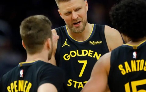 首秀=谢幕？勇士签下波尔津吉斯，真的亏麻了？