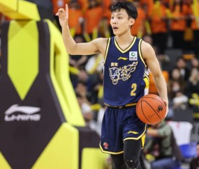 开云中国区-0分+0分+4分！广东王牌后卫第二阶段越打越差，杜锋真是高估他了