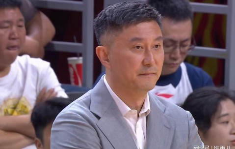 开云科技-广东队更衣室内讧？杜锋疑似惨遭“架空”，狂逼朱芳雨换帅！